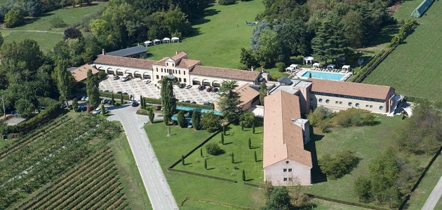Pausa relax in Villa Veneta. Soggiorno in splendida villa tra modernità e stile veneziano, 1 notte con 1a colazione e cena Percorso benessere in Spa